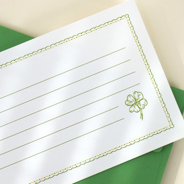 Near&dear Letter 03.Four-leaf clover